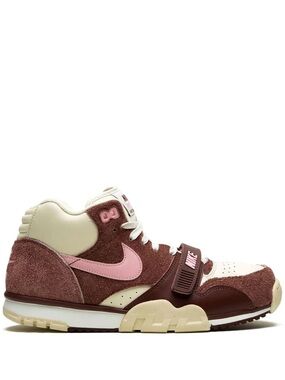 Nike High-Top Sneaker in Burgundy, Pink & Cream
